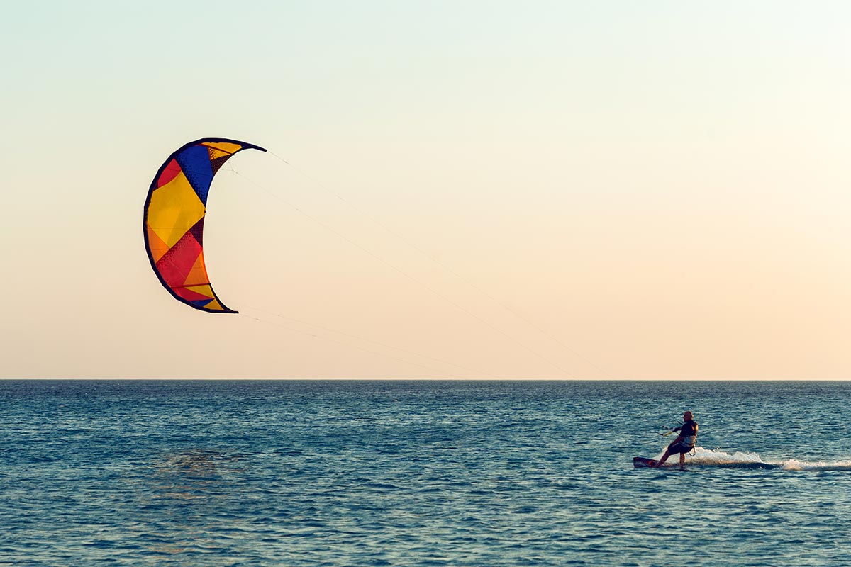 Ejercicio durante las vacaciones kitesurf